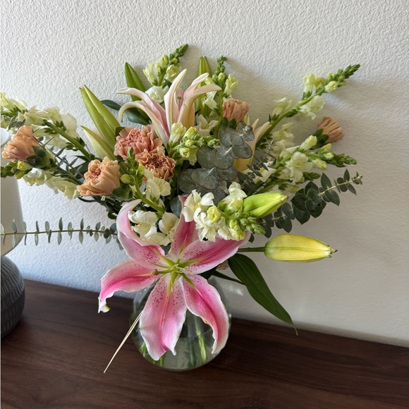 Meet your Posher, Sabrina - Picture 1 of 1